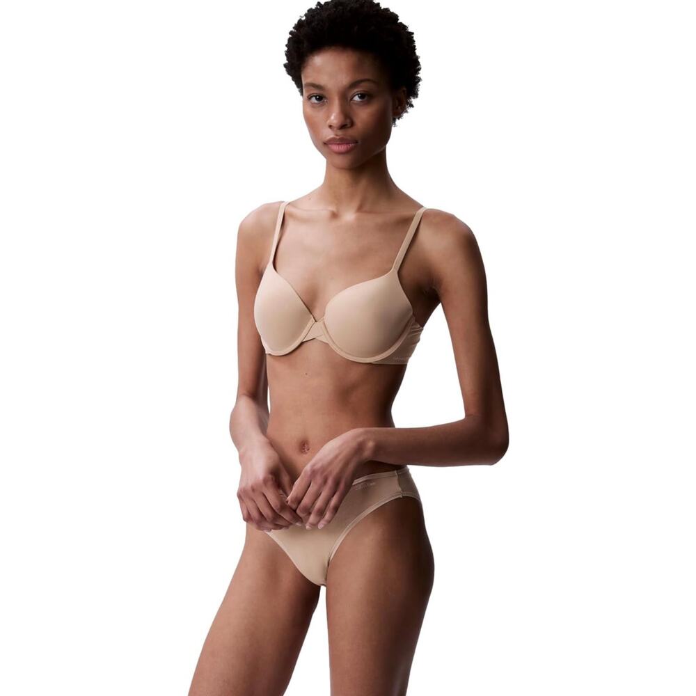 Calvin Klein Women's Perfectly Fit Memory Touch T-Shirt Bra 34B Bare/Beige